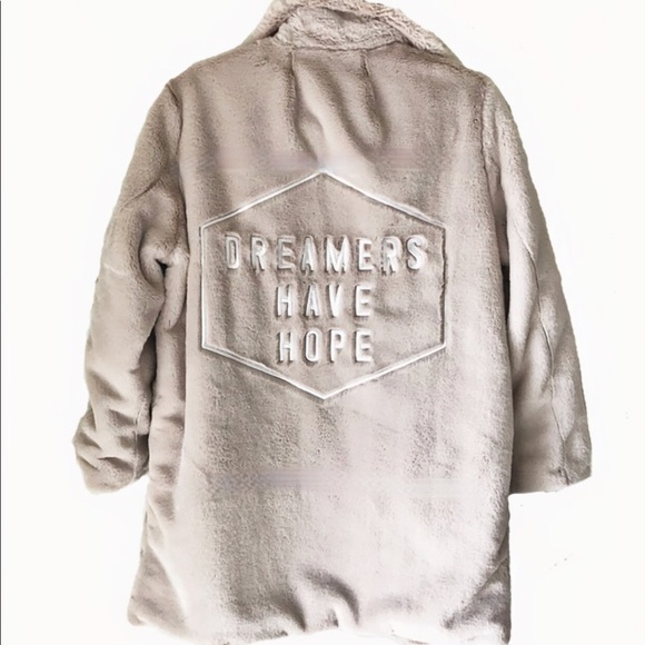 LAST ONE! NEW tan beige faux fur embroidered coat - Picture 2 of 13